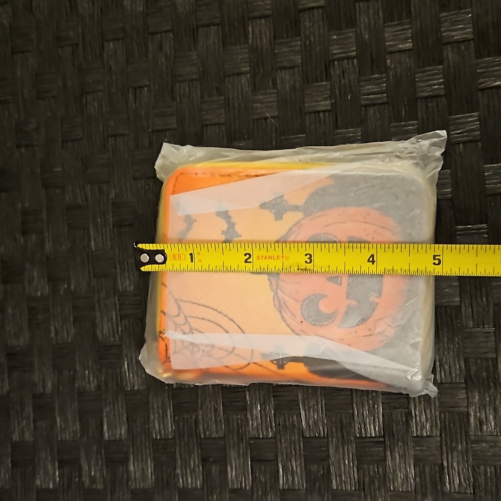 Orange Jack O'Lantern Halloween Zippered Wallet! New condition - Picture 6 of 6